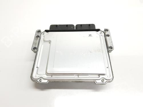 Engine control unit (ECU) CITROËN C3 III (SX) 1.5 BlueHDi 100 (SXYHYP, SXYHTU) | BP22548325M57 