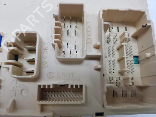 Fuse box KIA SPORTAGE III (SL) 2.0 CRDi AWD | BP9645322E1 