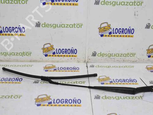 Used Front windshield wiper arm VW TOURAN (1T1, 1T2) 1.9 TDI (105 hp) 7894705