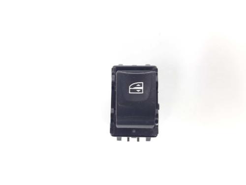 Used Right front window switch RENAULT MEGANE III Hatchback (BZ0/1_, B3_) 1.5 dCi (BZ09, BZ0D, BZ1W, BZ29, BZ14) (110 hp) 3381593