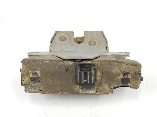 Tailgate lock LAND ROVER RANGE ROVER SPORT I (L320) 2.7 D 4x4 | BP13091589C101 
