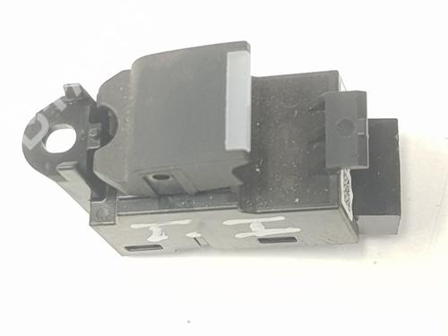 Used Left rear window switch Left rear window switch LAND ROVER DISCOVERY V (L462) 3.0 Td6 4x4 (258 hp) 10095626 10095626