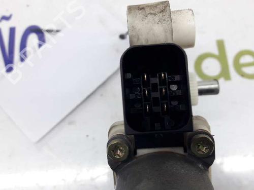 Left front window motor MERCEDES-BENZ C-CLASS (W203) C 180 Kompressor (203.046) | BP3160674E21 