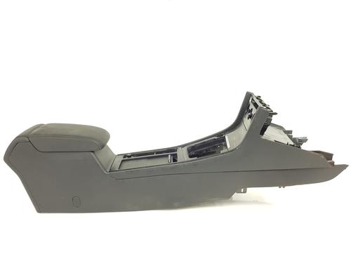 Used Armrest / Center console VW GOLF VII (5G1, BQ1, BE1, BE2) 1.4 TSI (150 hp) 24112649