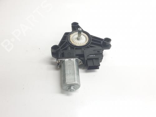 Left rear window motor MERCEDES-BENZ GLA-CLASS (X156) GLA 200 CDI / d (156.908) | BP21070198E23 