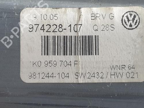 Rudehejsemotor bagstkærm højre VW PASSAT B6 (3C2) 2.0 TDI 16V | BP28962666E22