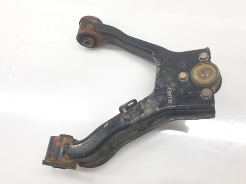 Used Right front suspension arm MITSUBISHI PAJERO III (V7_W, V6_W) 3.2 Di-D (V68W, V78W) (165 hp) 29001299