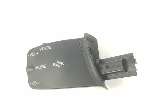 Used Steering wheel controls FORD FOCUS II (DA_, HCP, DP) 1.8 TDCi (115 hp) 10864501