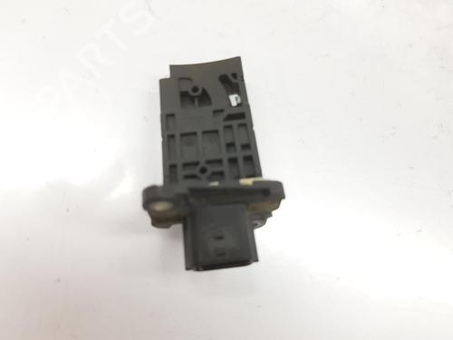Used Mass air flow sensor NISSAN X-TRAIL III (T32_, T32R, T32RR) 1.6 dCi (T32) (130 hp) 13400776