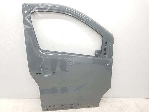 Used Right front door RENAULT TRAFIC III Van (FG_) 1.6 dCi 140 (FGMA, FGMC) (140 hp) 30144972