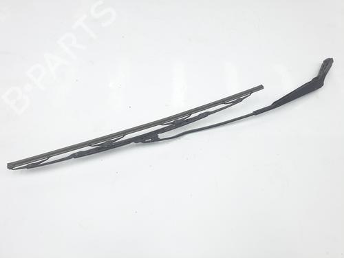Used Front windshield wiper arm FORD TOURNEO CONNECT 1.8 TDCi (110 hp) 19097400
