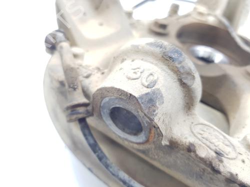 Left front steering knuckle LAND ROVER RANGE ROVER SPORT I (L320) 2.7 D 4x4 | BP20196893M25 