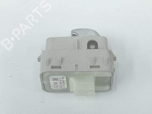 Right front window switch MERCEDES-BENZ C-CLASS (W205) C 220 BlueTEC / d (205.002, 205.004) | BP5827288I26 