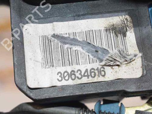 Front right lock VOLVO S60 I (384) 2.4 D | BP777173C97 