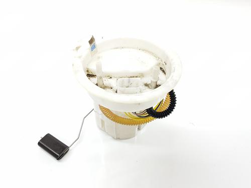 Used Fuel pump BMW 2 Active Tourer (F45) 216 d (116 hp) 18655255