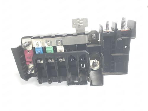 Używane Skrzynka bezpieczników MERCEDES-BENZ GLA-CLASS (X156) GLA 200 CDI / d (156.908) (136 hp) 28965025