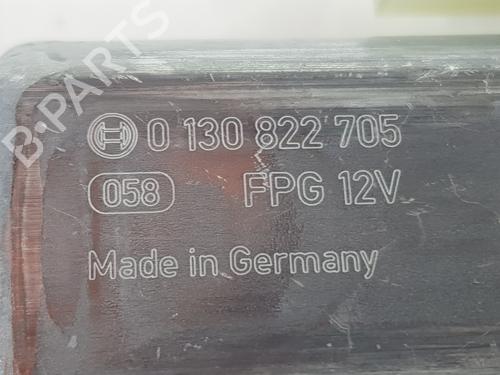 Right front window motor VW CRAFTER Van (SY_, SX_)  | BP29535821E20 