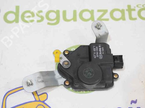 Pompe de verrouillage central HYUNDAI GETZ (TB) 1.5 CRDi (88 hp) 10258413
