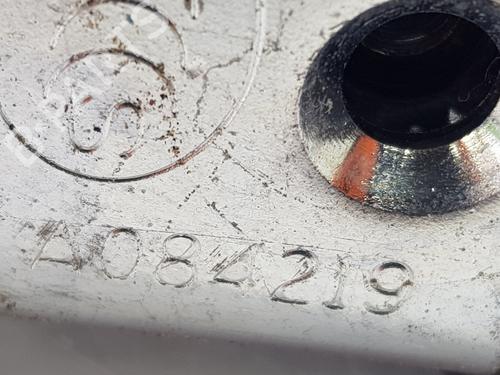 Rear left lock TOYOTA AURIS (_E18_)  | BP29464342C100 
