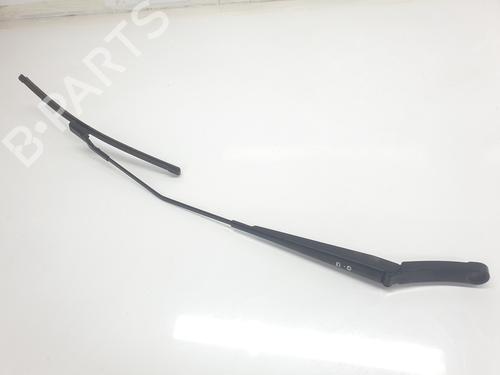 Used Front windshield wiper arm SEAT IBIZA V (KJ1, KJG) [2017-2025]  28156216