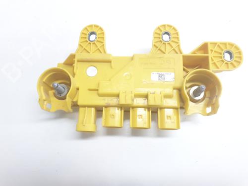Fuse box DACIA DUSTER (PYM_, PYN_) 1.2 TCe 130 | BP36678679E1 - Image 2