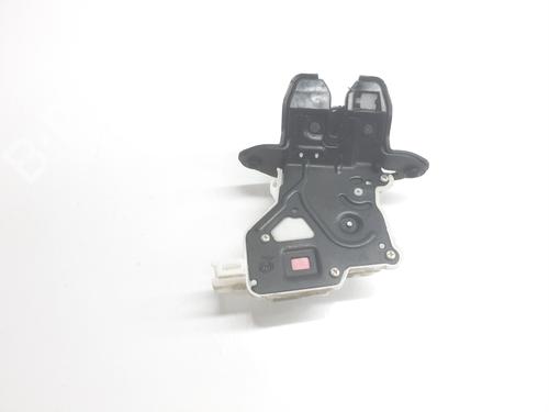 Tailgate lock RENAULT KADJAR (HA_, HL_) 1.6 dCi 130 4x4 (HLA4) | BP31573454C101