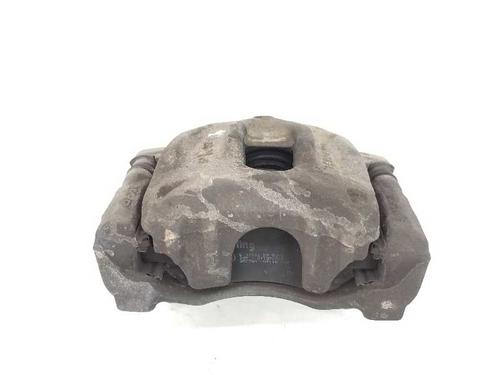 Used Right front brake caliper TOYOTA AVENSIS Estate (_T25_) 2.0 D-4D (ADT250_, ADT250R) (126 hp) 11597431
