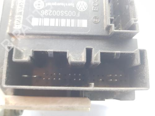 Right front window motor VW PASSAT B6 (3C2) 2.0 TDI | BP15409757E20 