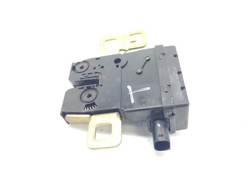 Tailgate lock LAND ROVER RANGE ROVER SPORT I (L320) 2.7 D 4x4 | BP13757931C101 