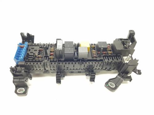 Used Fuse box MERCEDES-BENZ GLA-CLASS (X156) [2013-2022]  28103197