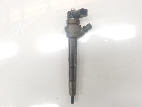 Used Injector VW GOLF VII (5G1, BQ1, BE1, BE2) 2.0 TDI (150 hp) 12466083