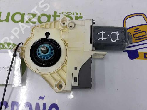 Used Left front window motor LAND ROVER DISCOVERY III (L319) 2.7 TD 4x4 (190 hp) 1886018