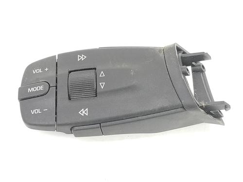 Used Steering wheel controls SEAT IBIZA IV (6J5, 6P1) 1.6 TDI (105 hp) 9239068