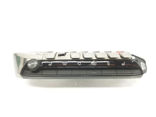 Used Climate control PEUGEOT 3008 II SUV (MC_, MR_, MJ_, M4_) 1.6 BlueHDi 120 (120 hp) 15073086