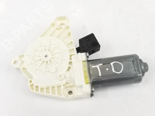 Right rear window motor MERCEDES-BENZ CLA Coupe (C117) CLA 200 CDI / d (117.308) | BP13102221E22 