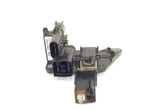 Used Fuse box BMW 3 (F30, F80) 318 d (150 hp) 28196221