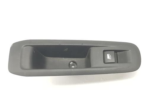 Used Right rear window switch PEUGEOT 308 SW II (LC_, LJ_, LR_, LX_, L4_) 1.6 BlueHDi 120 (120 hp) 15581026