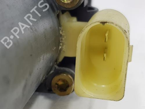 Right front window motor BMW 3 (E46) 320 d | BP29409348E20 