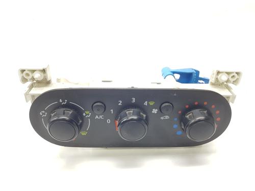 Used Climate control NISSAN NV300 Van (X82) 1.6 dci 95 (95 hp) 31840848