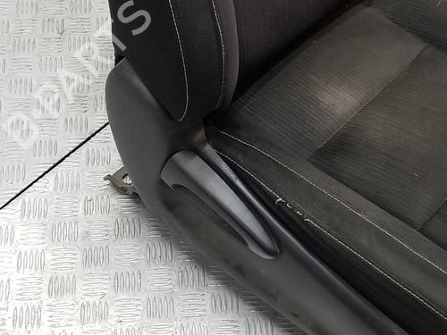 Seats set TOYOTA HILUX VIII Pickup (_N1_) 2.4 D 4WD (GUN125_, GUN125R) | BP12573422C78 