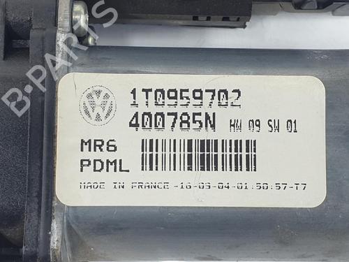 Right front window motor VW TOURAN (1T1, 1T2) 2.0 TDI 16V | BP6936081E20 