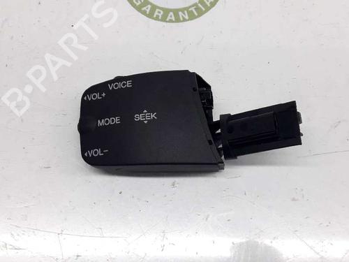 Used Steering wheel controls FORD KUGA I 2.0 TDCi 4x4 (136 hp) 4710007
