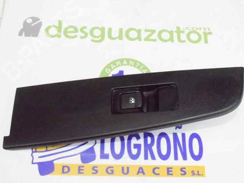 Used Left rear window switch SSANGYONG ACTYON I 2.0 Xdi (141 hp) 1373115