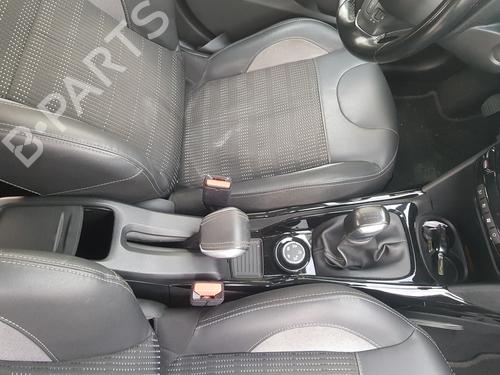  - Image 19