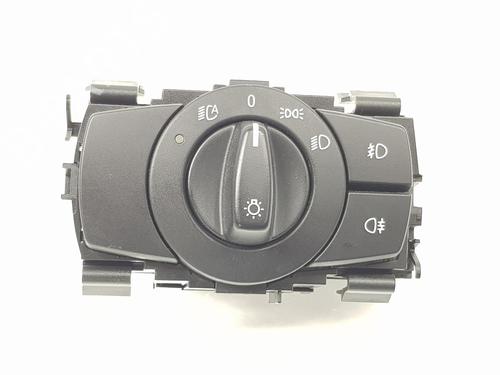 Used Headlight switch BMW 1 (E87) 123 d (204 hp) 18132463