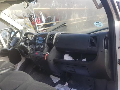 Kabinelys PEUGEOT BOXER Bus 2.2 BlueHDi 140 | BP32679565I8 