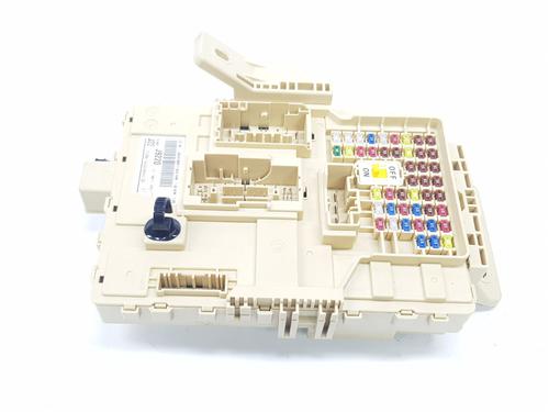 Used Fuse box HYUNDAI KONA (OS, OSE, OSI) 1.0 T-GDi (120 hp) 21100843