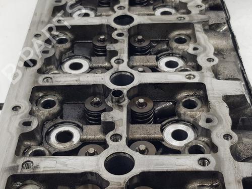 Cylinder head BMW 5 Touring (F11) 530 d xDrive | BP26122785M5 