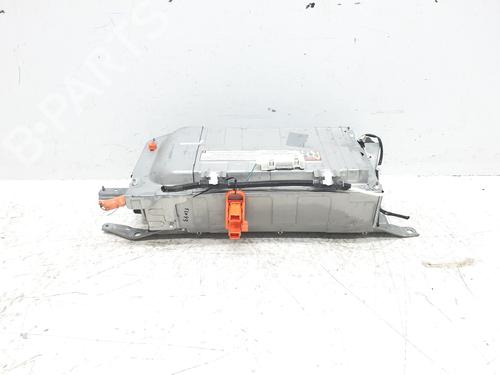 Used Battery TOYOTA YARIS (_P13_) 1.5 Hybrid (NHP130_, NHP130) (101 hp) 27277181
