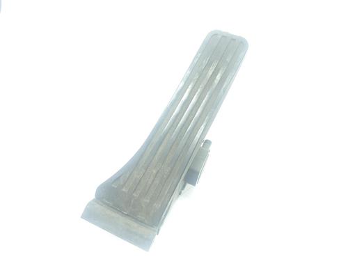 Used Pedal MERCEDES-BENZ E-CLASS (W212) E 220 CDI / BlueTEC (212.001, 212.002) (170 hp) 18294105